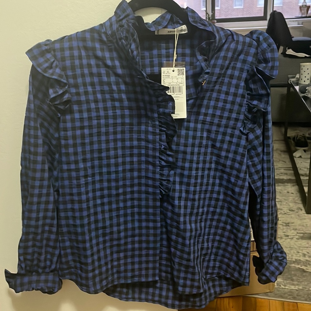 NWT Mango blouse/top with ruffle detailing. Blue and black checker. Size small